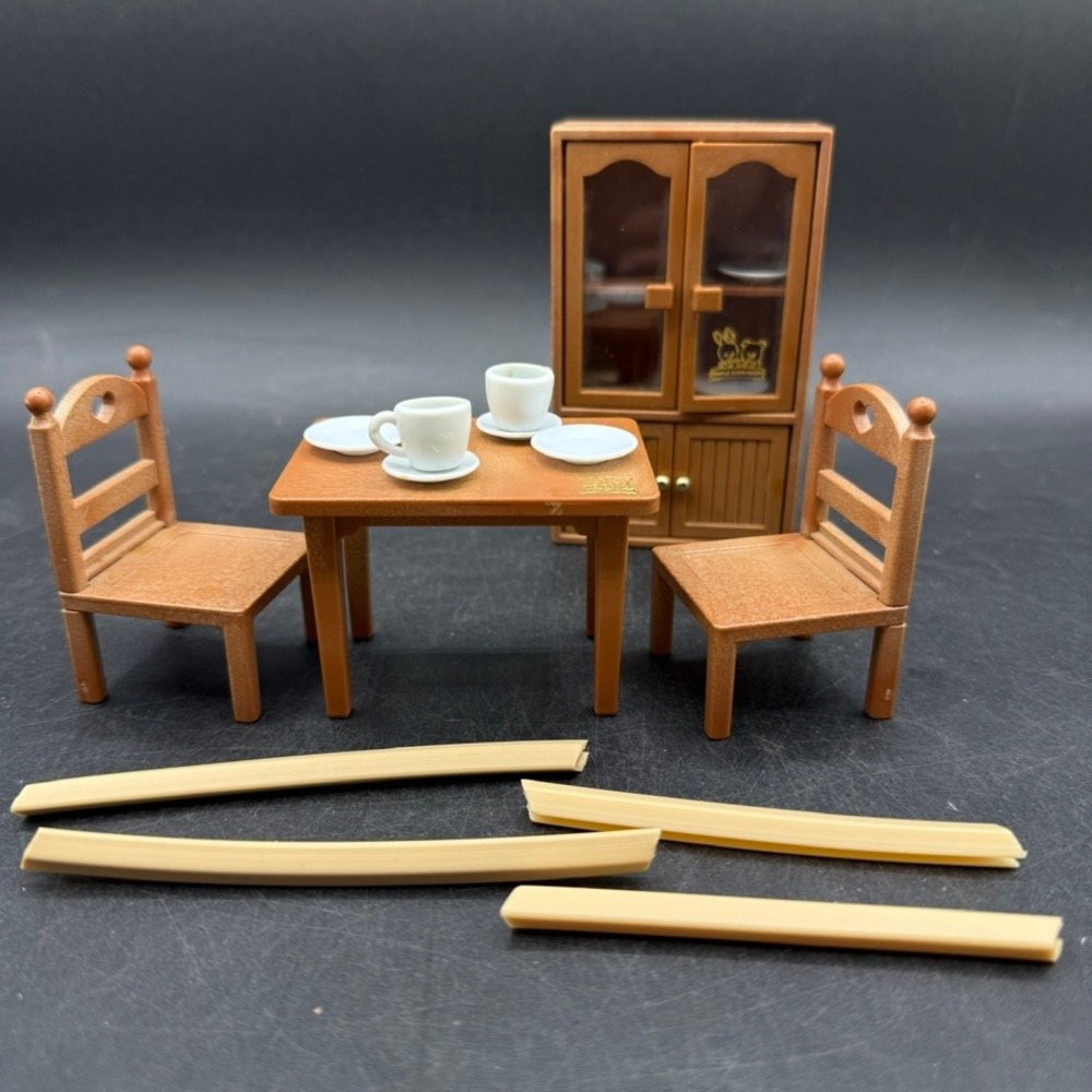 Vintage Calico Critters Maple Town Story Dining Room Set Brown Plastic Cottage